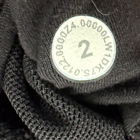 Lululemon Tank Top Womens 2 Align Black Cami Built in Bra Sleeveless Athleisure - Picture 4 of 6